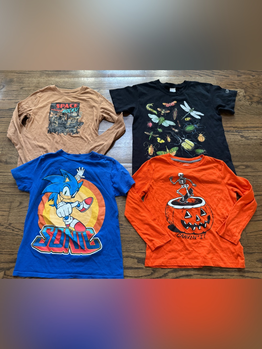 Boys Graphic Shirt Bundle Youth Small 6-7 Sonic Halloween Bugs Space 4 piece